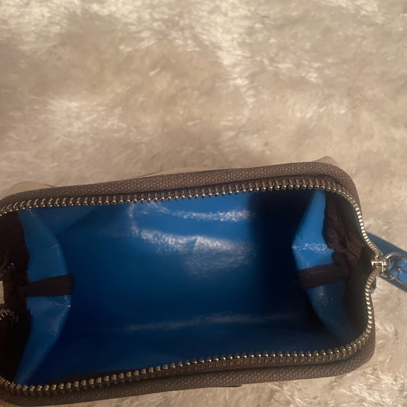 Henri Bendel Cosmetics Wristlet Bag - Picture 8 of 8